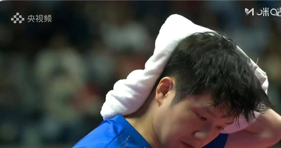 亚云体育官网-转折点金州勇士门线救险；德甲窗口期攻防权衡；话题不断；训练强度明显提升的简单介绍